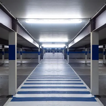Downtown Parking House Lägenhet Budapest